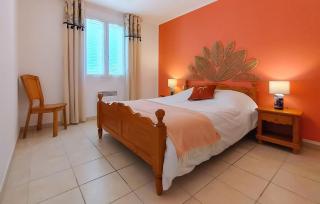 Awesome Home In Soubise - 3