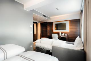 Premier Inn Berlin City Süd - 9