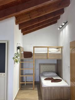 Bella Vista - 1