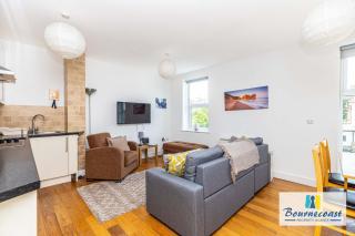 TREE TOPS by BOURNECOAST - A First Floor Holiday Apartment Close to the Sandy Beaches and Shops - FM4036 - 6
