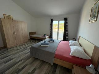 Apartments Peronja Jelsa Seafront - 7