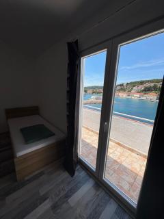 Apartments Peronja Jelsa Seafront - 9