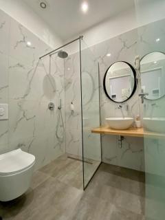 Merly Hotel - 1