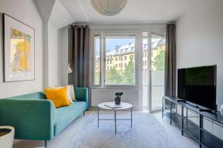Modern 2 BR with Garage & Sauna by Nordic Stay Collection - 0