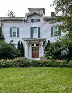 Antique Mansion B & B - 0