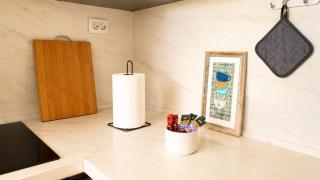 East Gate Living Skopje - Free Parking - Self Check-In - Balcony View - Fast WiFi - 8