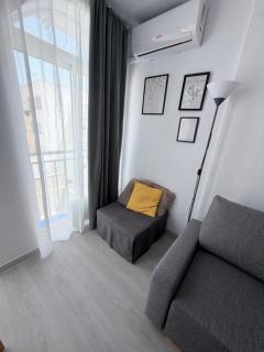 Two- story apartment near the sea 5 minutes - 1