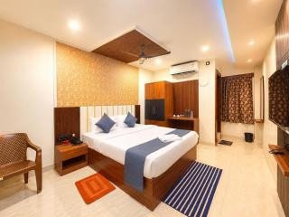 Hotel Shri Sudama Puri Near Sea Beach With Restaurant-Swimming Pool-Banquet-Lift Facility Fully Air Conditioning Room - 0
