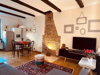 Casa Caroli, Dimore di Langa - charme e comfort nel cuore di Alba - 7