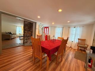 Spacious 4BR Summer Escape Queechy Lake Passes - 3