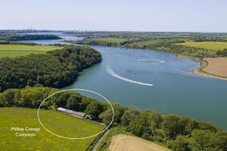 Millbay Cottage - Escape to this charming riverside cottage nestled in a tranquil corner of the Pembrokeshire National Park - 1