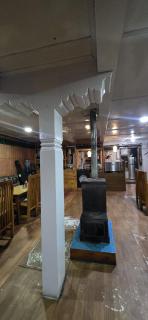 Shangri-la Guest House - 6