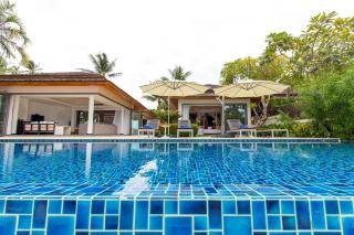 Dhevatara Residence Beachfront Villas - 9