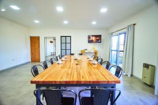 Moderna Casa Quinta con Pileta, Parrilla y Galería - 2
