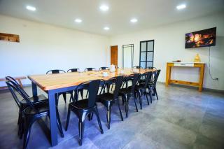 Moderna Casa Quinta con Pileta, Parrilla y Galería - 1