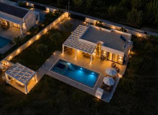 Lion Exclusive Villa - 7