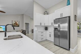 Luxury Villa-Heated Pool & access to Gulf of Mexico - 3