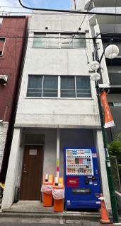 Hotel Axel Shinjuku, 5 minutes by train to Shinjuku, gourmet town, 5 double beds - 8