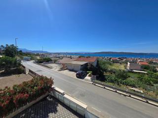 Villa Rocco-Split-Luxury-Heated salt water Pool-Sliding Hall - 4