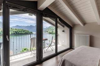Lake's Dream - by MyHomeInComo - 1