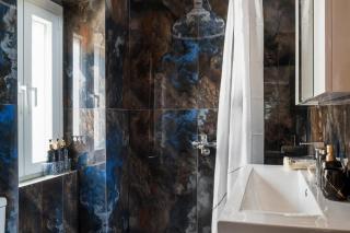 Art House Seaview & Jacuzzi Spartylas Sleeps 4 - 8