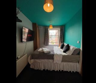 Bright Penthouse with Private Rooftop & Duplex Living Room ! - 1