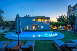 Fisi & Wellness Exclusive Villa with Spa Vibes - 9