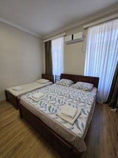 Stylish Stay in Historic Old Tbilisi-Walk Everywhere - 3
