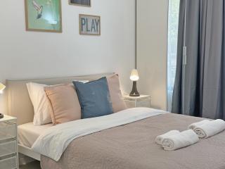 Ambiance 1 BDR Brand New Fast Wi-Fi - 9