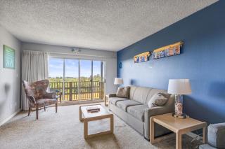 Ocean View Family Suite for 6 - Pool and Hot Tub - 0
