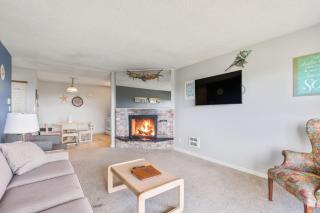 Ocean View Family Suite for 6 - Pool and Hot Tub - 8