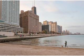 Kasa Lake Shore Chicago - 8