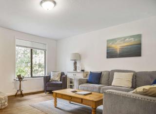 #StayInMyDistrict Cozy Rockaway Beach Cottage - 9