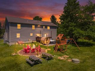 Trail House with Hot Tub, Sauna, Wellness Room & EV - 4