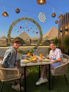 Leeda Pyramids View - 5