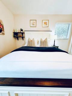 Quiet retreat near Coconut Grove free parking - 5
