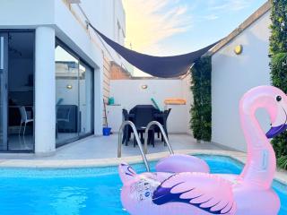 Ultimate Group Getaway Near St Julian's & Seafront - 7