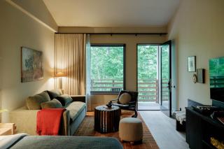 New Paltz Way Hotel - 8
