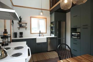 Le Lac Apaisant - Rustic Haven by the Water - 3