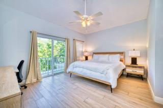 Family Townhouse - Minutes to 7Mile Beach - 9