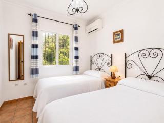 Villa Cecilia Large Private Pool AC WiFi - 2