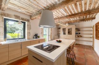 Oasis de Sérénité beautiful farmhouse for rent in Provence - 7