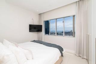 Spacious 2-Bed at The Pullman - Cape Town - 1