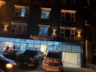 Landmark Hotel & Resort - 9