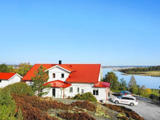10 person holiday home in KLÖVEDAL - 9