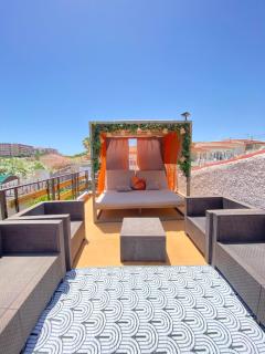 Entire Villa by the sea with private garden and mini pool - 6