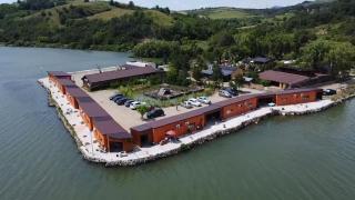 Belvedere Yacht Club Berzasca - 9