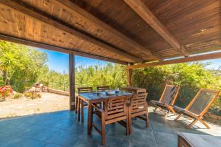 Trilo Debora 2Km From The Beach - Happy Rentals - 0