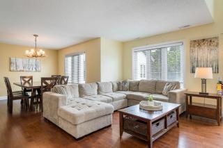Luxury Blue Mountain Condo-Walk to Village-Pool - 7