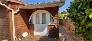 Hourtin Charmant Chalet avec Salon de Jardin - 3